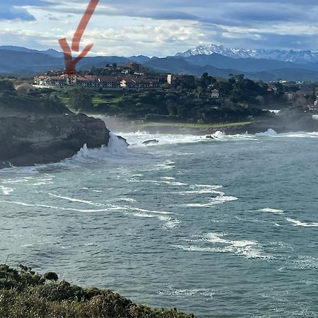 Apartamento Bonito Duplex Con Vistas Al Mar Comillas Exterior foto