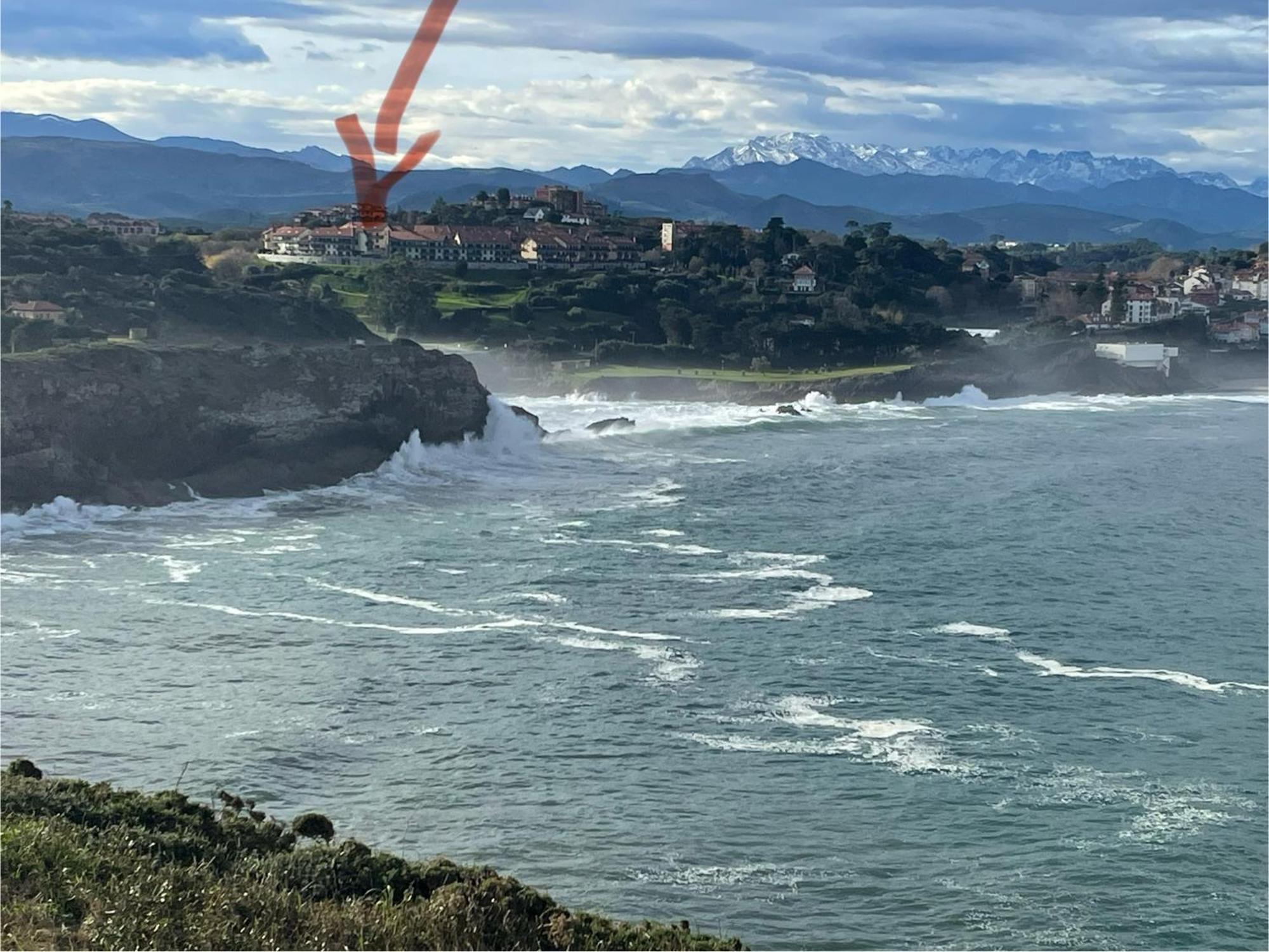 Apartamento Bonito Duplex Con Vistas Al Mar Comillas Exterior foto
