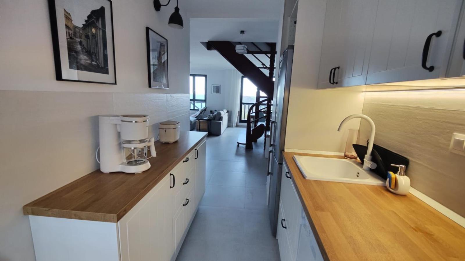 Apartamento Bonito Duplex Con Vistas Al Mar Comillas Exterior foto