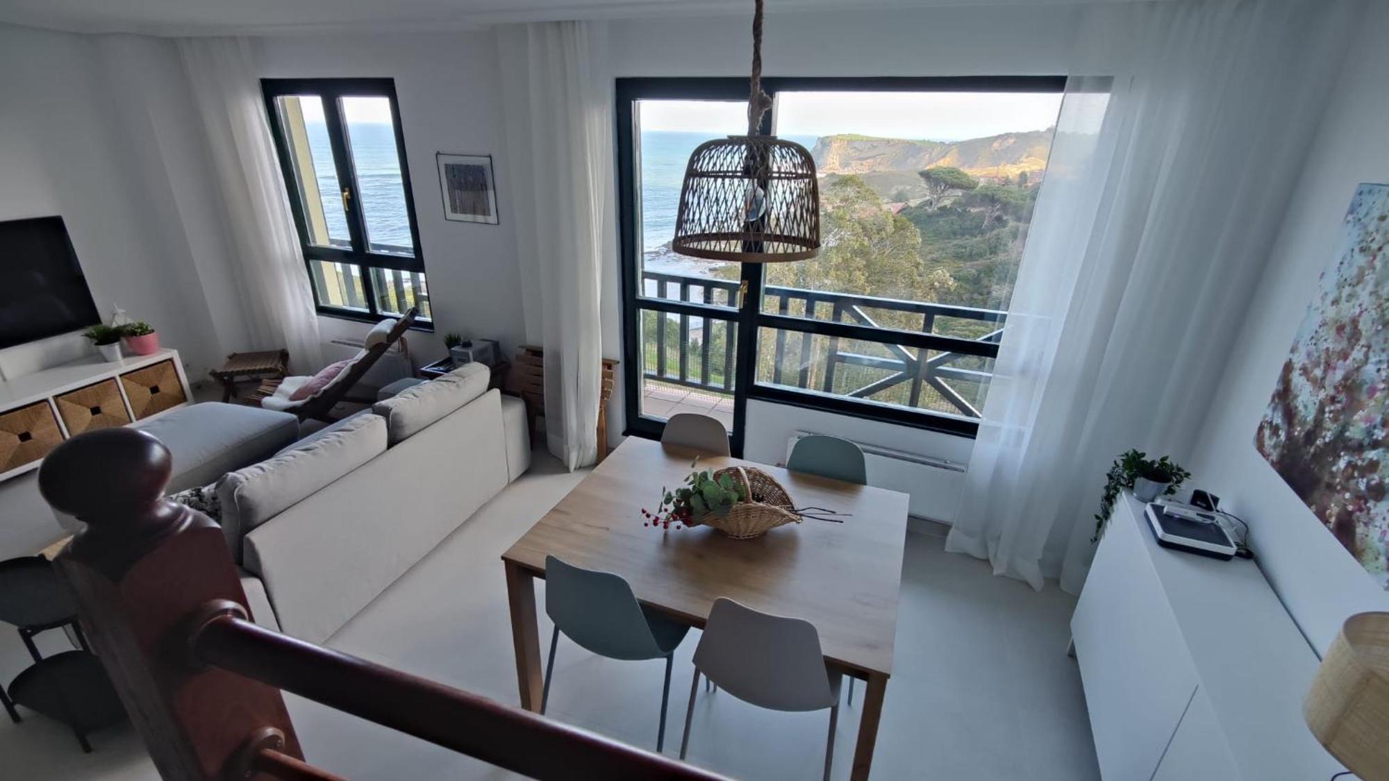 Apartamento Bonito Duplex Con Vistas Al Mar Comillas Exterior foto