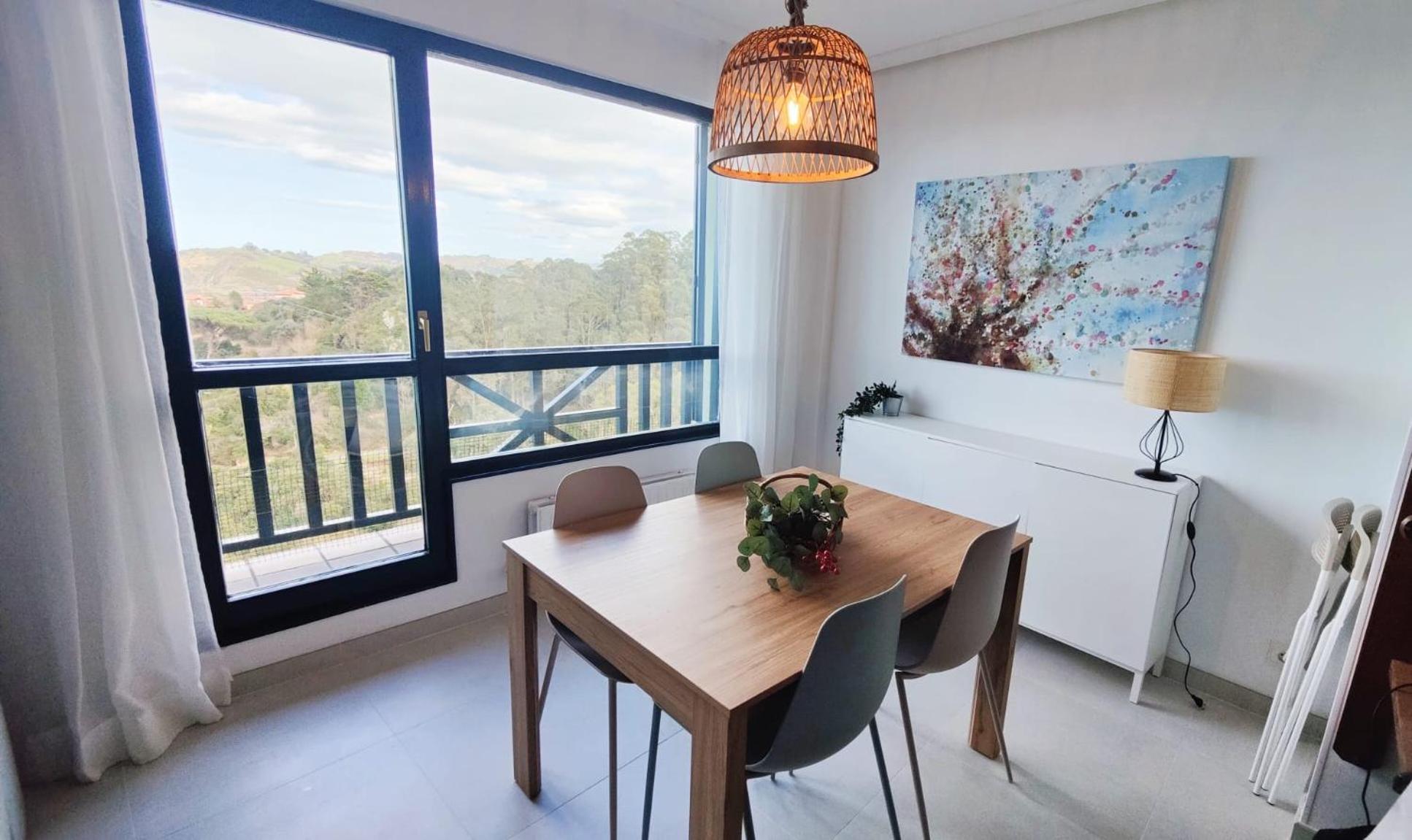 Apartamento Bonito Duplex Con Vistas Al Mar Comillas Exterior foto