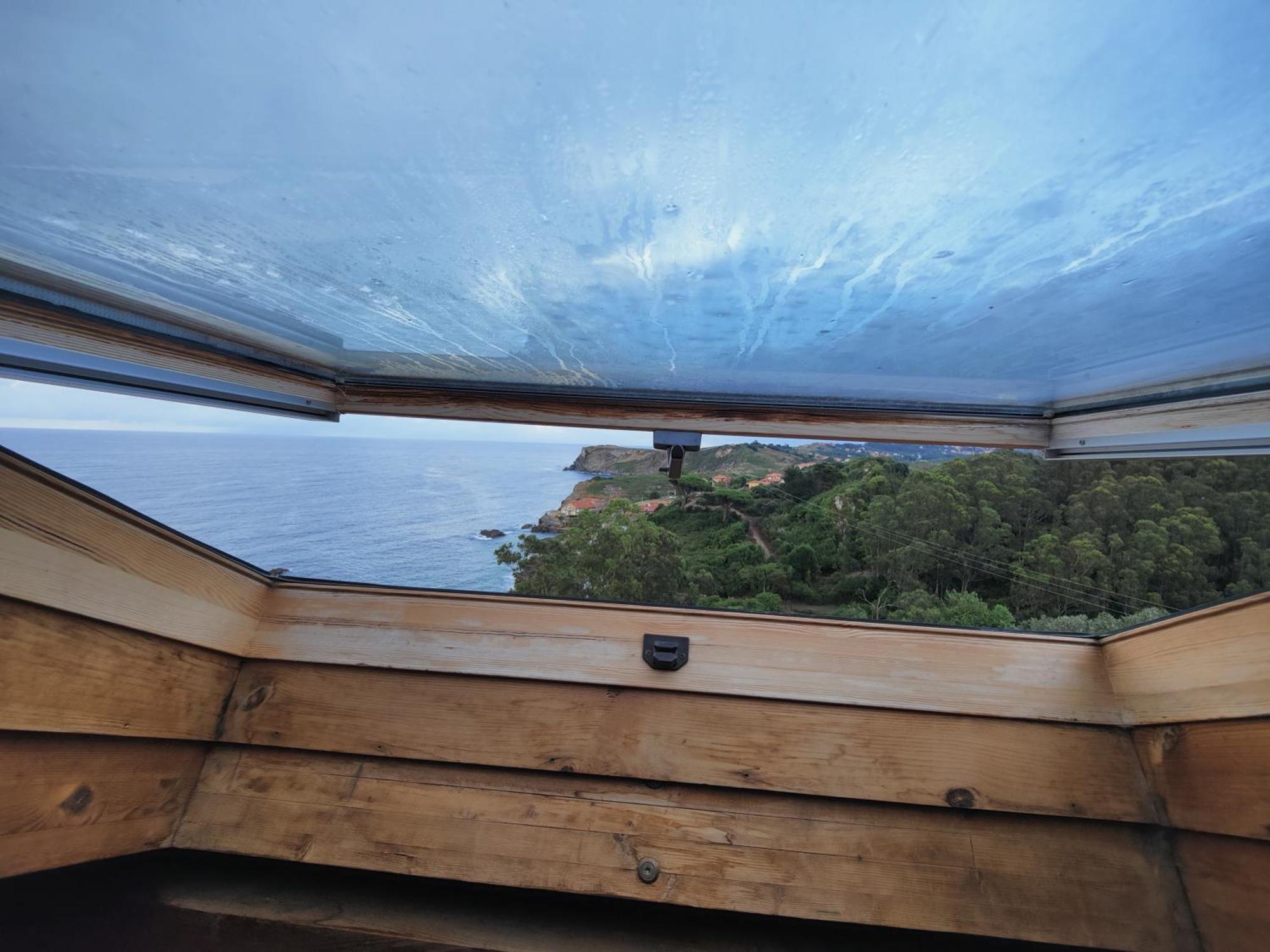 Apartamento Bonito Duplex Con Vistas Al Mar Comillas Exterior foto